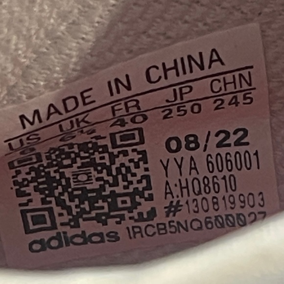 Stella McCartney adidas Ultra Boost 22 - Picture 6 of 11